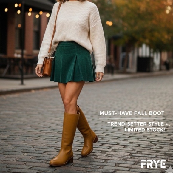 New FRYE Banana Camryn Tall Pull On Boots Sz 7